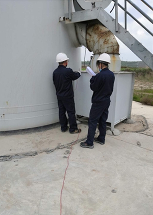 我公司为某单位风电场做雷电防护装置检测工作