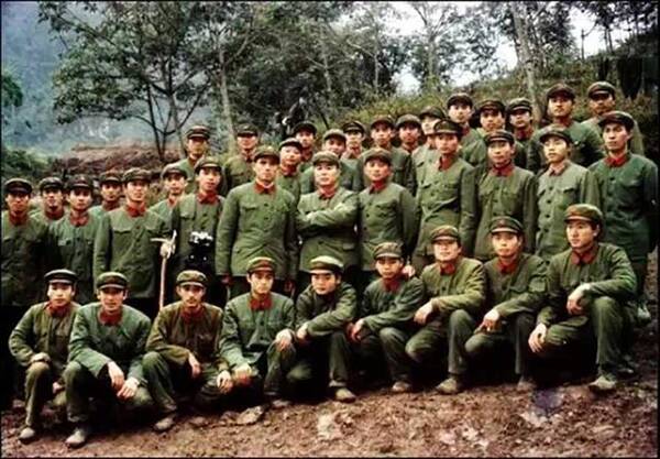 门杨现驱与五艘军舰，生介军海军力量的崛起与变迁，门杨现驱与五舰显军威，海军力量的崛起与变迁
