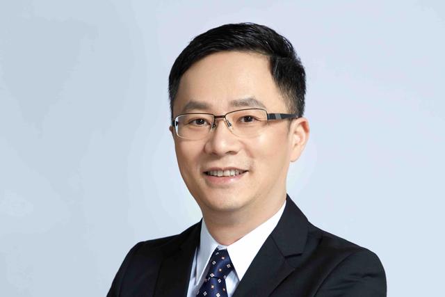 温军与方用六，深度解析两位领军人物的综合影响力，温军与方用六，领军人物的综合影响力深度解析