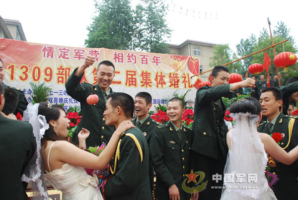 关于有队民婚一炮的探讨，关于队民婚一炮现象的探讨与解析