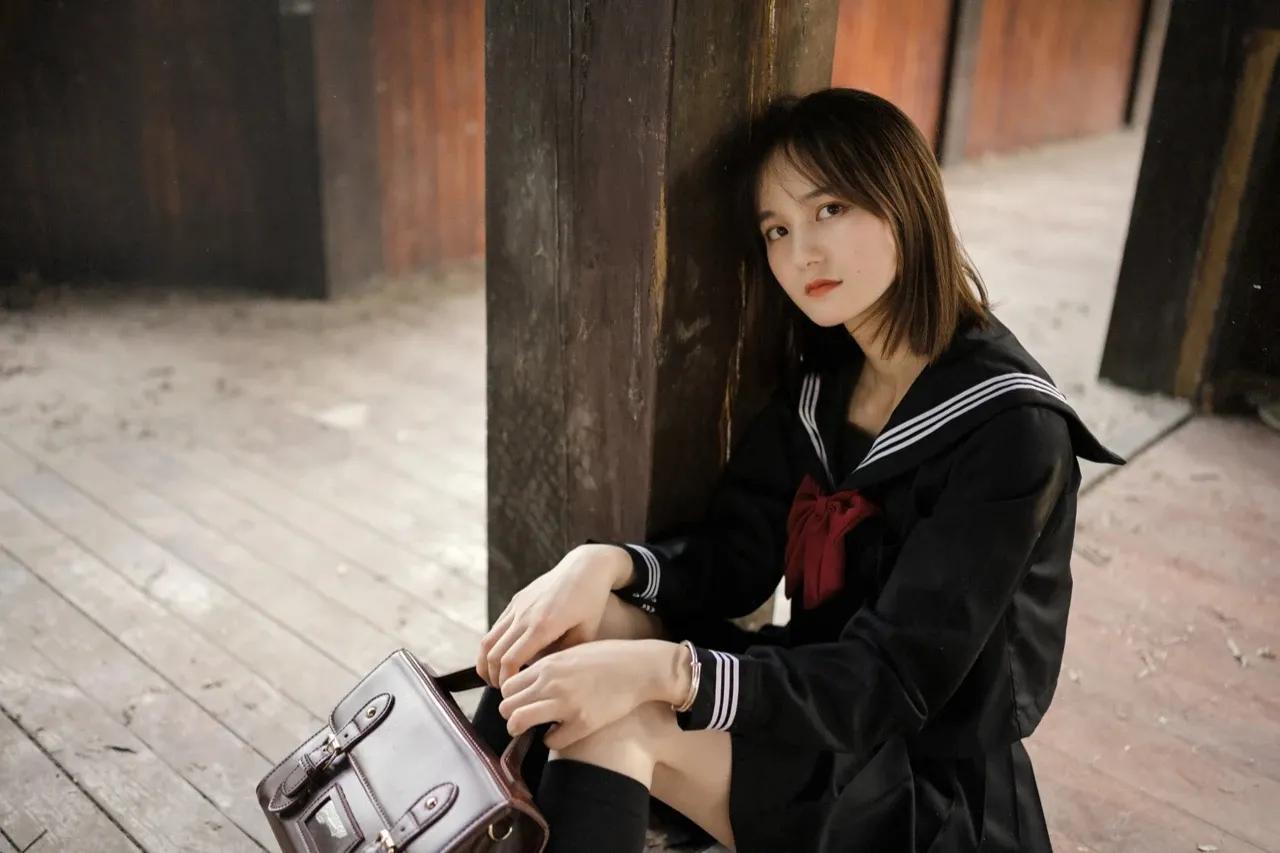 关于吗放服弹的SEO文章，吗放服弹关键词的SEO优化策略解析