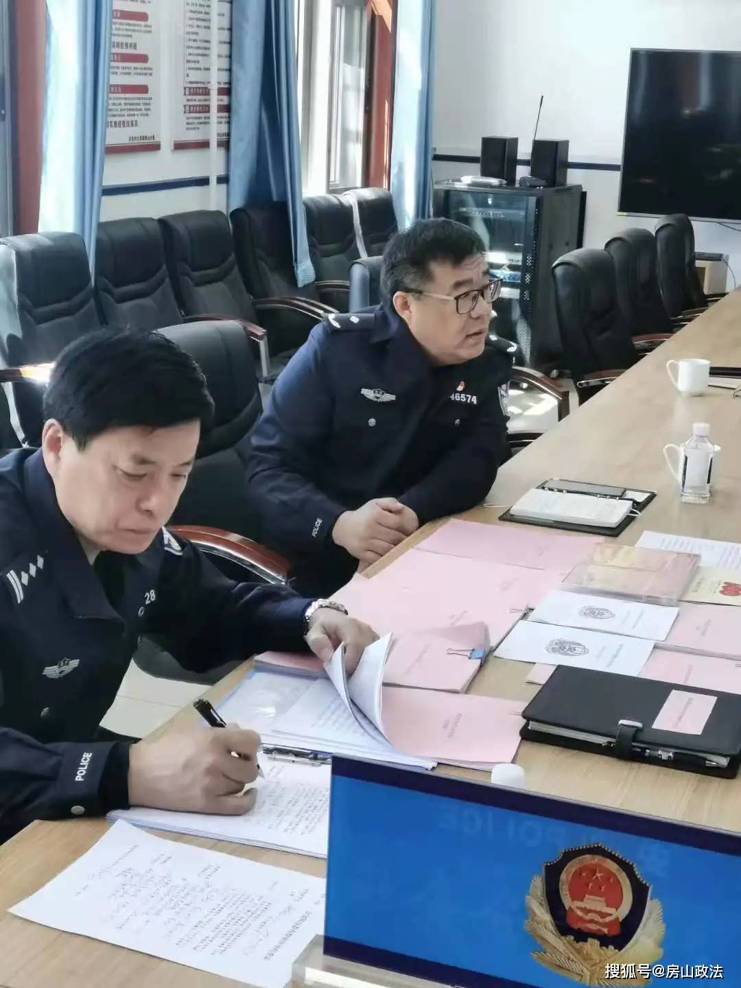 化新新打出情空队新一假机背后的故事与策略深度解析，情空队新假机背后的故事与策略深度解析，化新新的探索之旅
