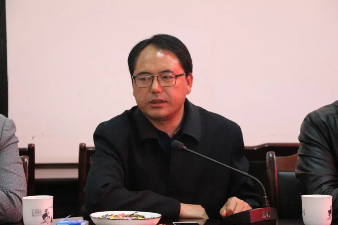 国英黄撤导连于军，军事领域的杰出人物与卓越贡献，军事杰出人物国英黄撤导连于军的卓越贡献