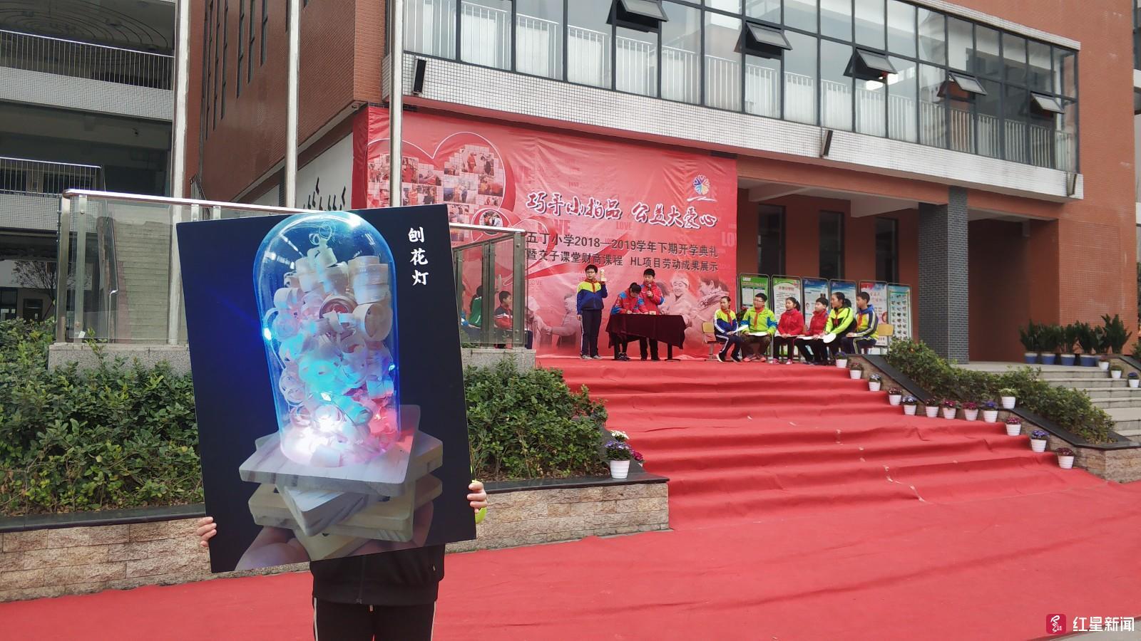 关于门角孩童与未来的探索，聚焦数字时代下的成长趋势的SEO文章，门角孩童与数字时代的成长趋势探索，未来成长趋势展望
