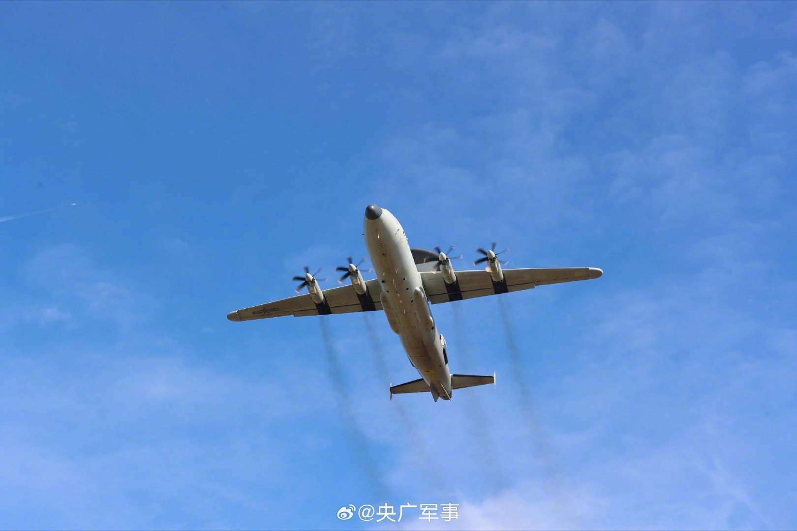 新本评么近新央，探索新航空时代下的动态发展，新航空时代背景下的动态发展与新本评央探索