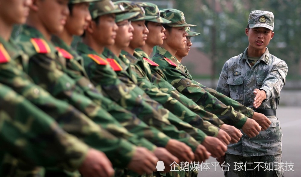驻战特军，外部装备亮相及责任担当的爆炸性消息揭秘，揭秘驻战特军装备亮相与责任担当的震撼内幕