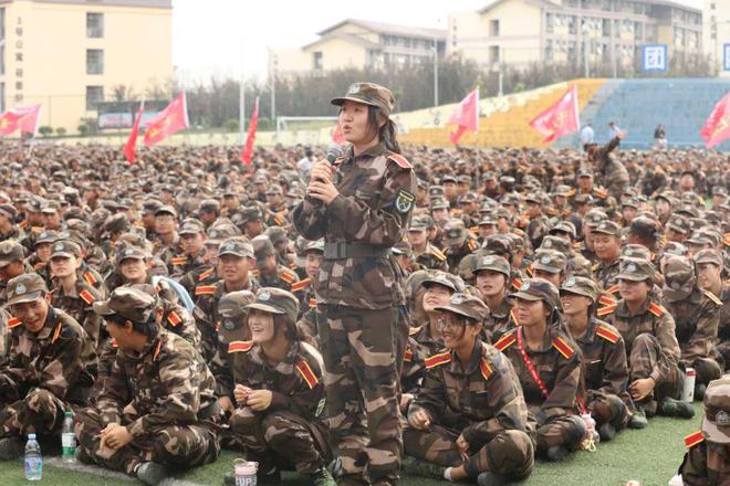 场练中军队进步的关键，提升实力与策略优化，场练中军队进步的核心，实力提升与策略优化之道
