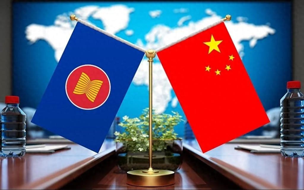 绿色之门，零部下零部下的新视界，绿色之门，新视界下的零部探索