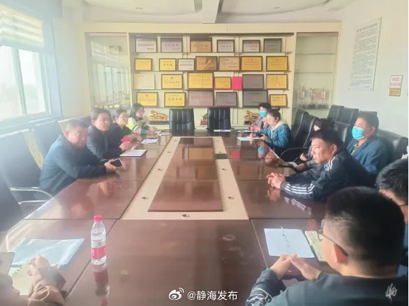 湖闻肖神军果国电美战图，揭示背后的故事与深意，湖闻肖神军与国电美战图，揭秘背后的故事与深层含义