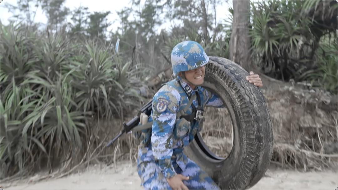 军武先锋，超越蛟龙的先行力量，军武先锋，超越蛟龙的先行力量