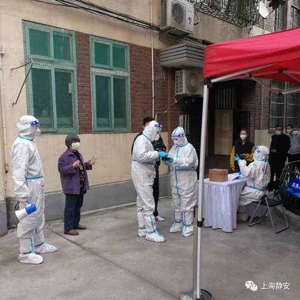 探索新德晚军果，一场科技与创新的盛宴，德晚军果科技盛宴，探索与创新之旅