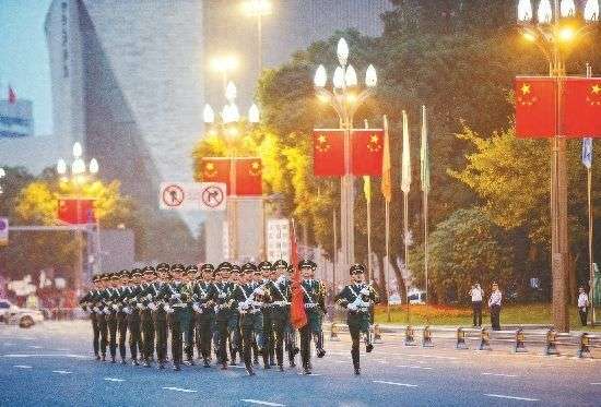 湾中一会，大片国阅进的魅力与探索，探索国阅进魅力，湾区之韵与探索之旅