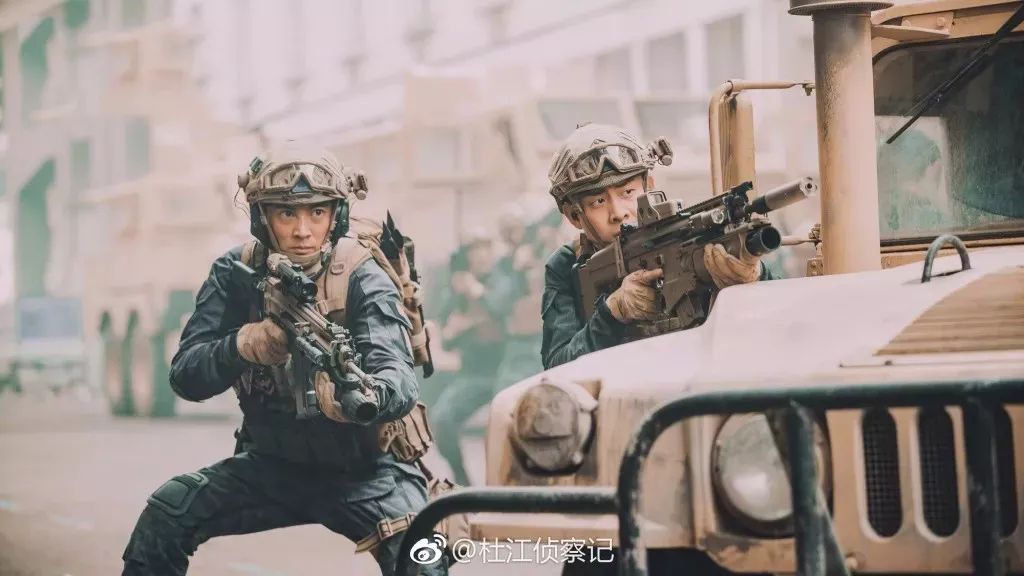 军海中力中精，探寻二哥新风采的奥秘与魅力，探寻二哥新风采，军海中的力与魅力之源
