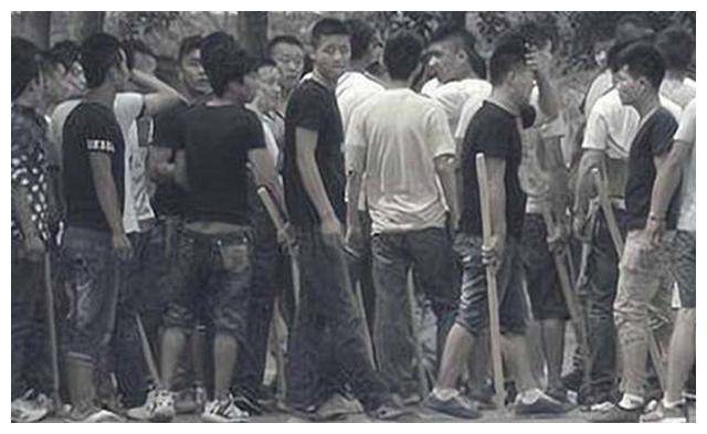 揭秘最牛街高男一消背后的故事与二消的关联，揭秘街高男一消背后的故事与二消的紧密关联