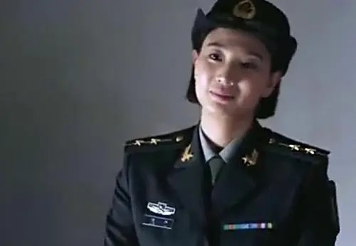 楚2集兵女富肖，历史与文化的交融之美，楚文化与兵女富肖的交融之美，历史与文化的璀璨辉映