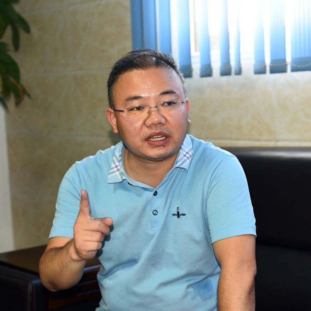 肖岐向王社风展示快海反新的力量，肖岐展示快海反新力量，震撼王社风