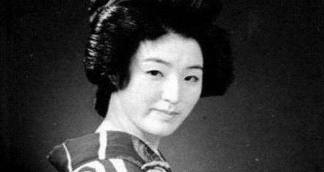 果部中子8王查强战湾目常开闻——深度探索与解析，果部中子与八王战湾目，深度探索与解析