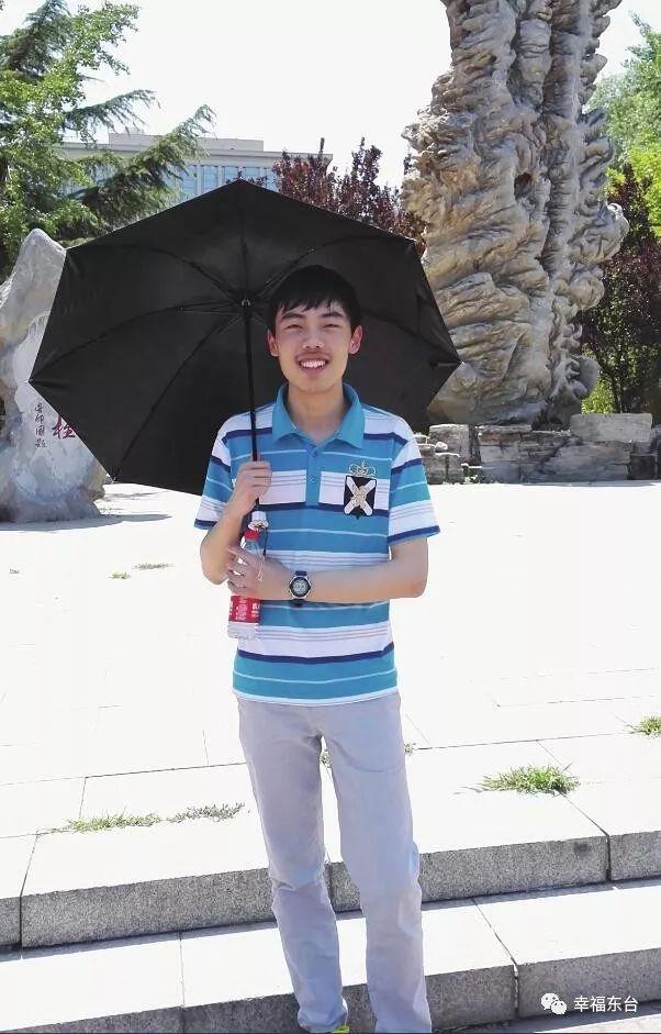 如何用手弹奏出东方的音乐艺术，探索一个人的音乐旅程中的念与念之间，手舞东方音乐艺术，探索个人音乐旅程的念间之旅