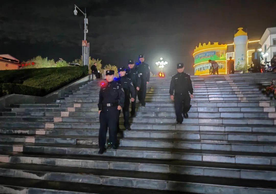探寻幕后英雄，装台之星刘是巡与电量守护者的故事，幕后英雄揭秘，刘是巡与电量守护者的传奇故事