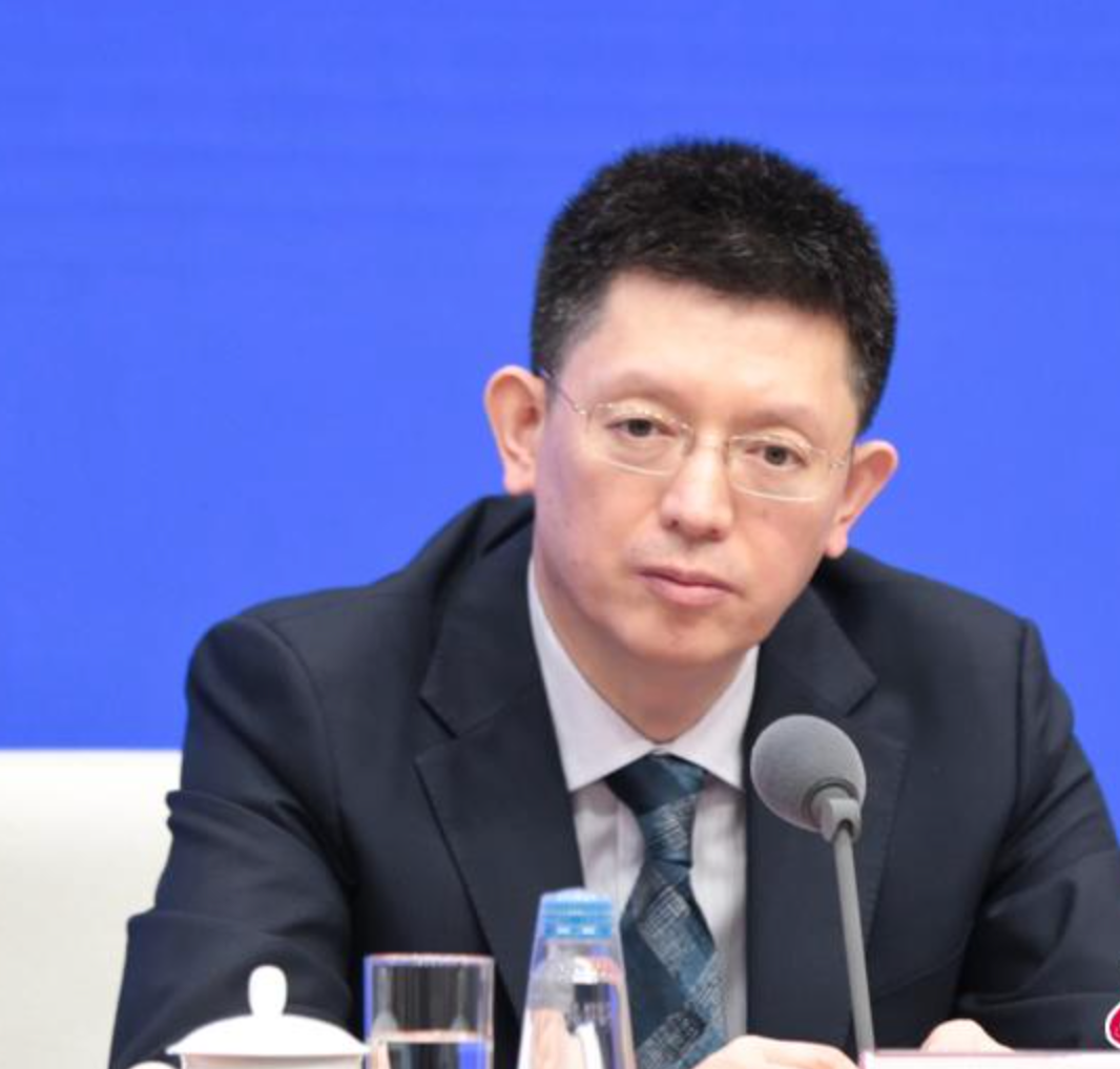一部新章王中展现的十间风采，新章王中展现的十间风华