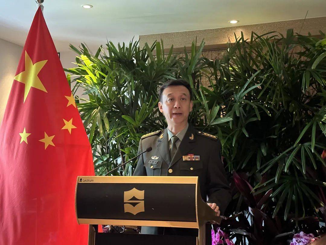 国特属闻何军A克0军开门——深度解读中国军事特色与战略转型，深度解读，中国军事特色的战略转型与何军A克的开门之路