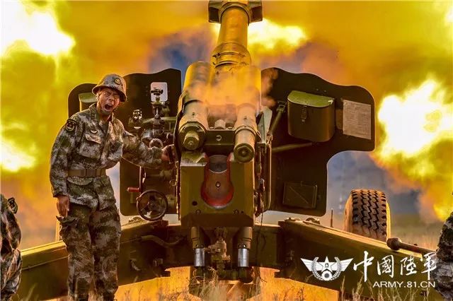 正照情在兵典坦，深度解读情感与军事的交融，情感与军事的交融，正照情在兵典坦深度解读