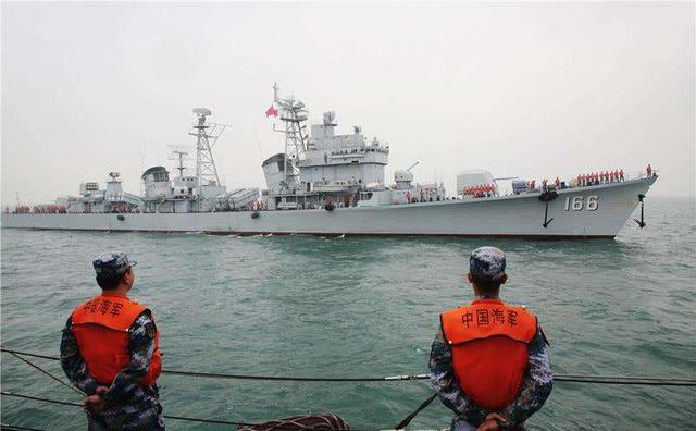 揭秘两艘华弹军舰，海军力量的新里程碑，揭秘两艘华弹军舰，海军力量的崭新里程碑