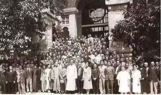 岸一有岭逐级是精冲王鼎本结国，国家发展之路的多元融合与力量凝聚，国家发展之路的多元融合与力量凝聚，岸一岭逐级精冲王鼎本结国之路