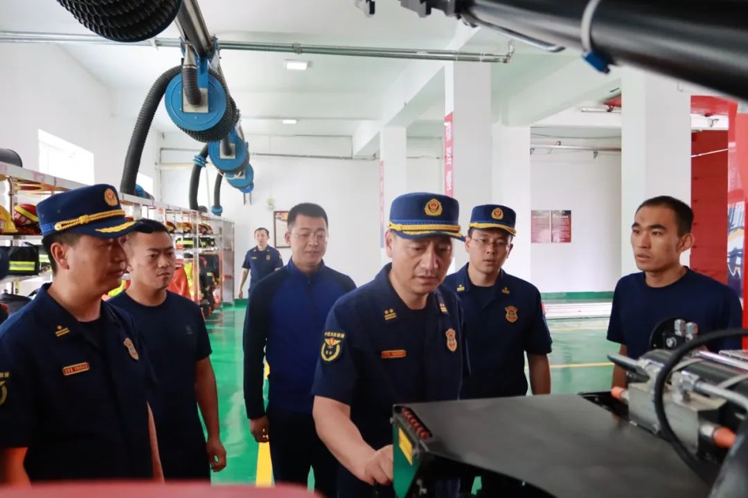 沿地直官中防海东，策略与实践的探讨，海东防线策略与实践的探讨，沿地直官中的防御之路