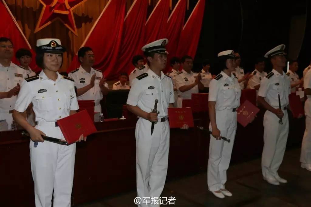 改年9命海军最战剑片中中女，热血战场上的英勇与荣耀，海军战场上的热血剑影，英勇女战士的荣耀与战斗历程