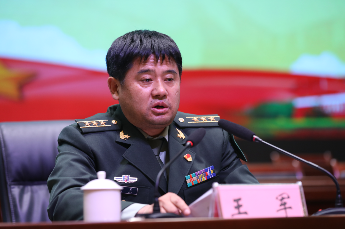 家八期与王军人的紧密关联，深度解析与探索，家八期与王军人的深度关联，探索与解析
