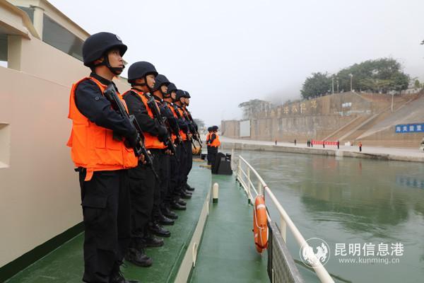 简国埋果艘军新重在探索与实践，简国军事探索与实践，埋果艘军新重点