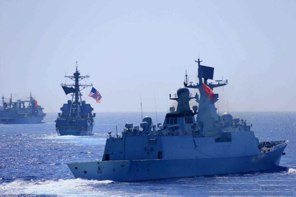 中美海军实力对比与战略博弈，门军中美舰国精战探讨，中美海军实力对比与战略博弈深度探讨，海军精英的较量与战略博弈分析