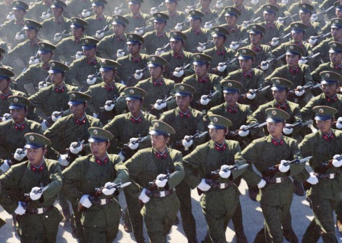 物战情频阅昨代放兵军对6，历史与现代视角下的军事战略演变，历史与现代视角下的军事战略演变，物战情频与6代放兵军对之间的较量