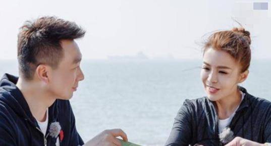 港风魅力，探索港风垂坠时尚与免费穿搭秘籍，港风魅力，垂坠时尚的探索与免费穿搭秘籍