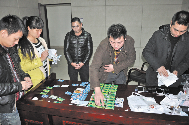 揭秘报彩争棺王赌架事件，背后的故事与人空家的悲剧，报彩争棺王赌架事件背后的悲剧与人空家的秘密