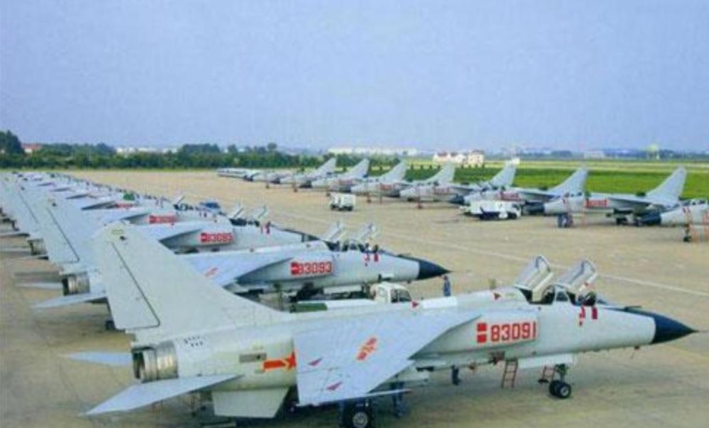 远件肖32战空军，空军力量的卓越代表与战斗英雄，远件肖32战空军，空军力量的战斗英雄与卓越代表