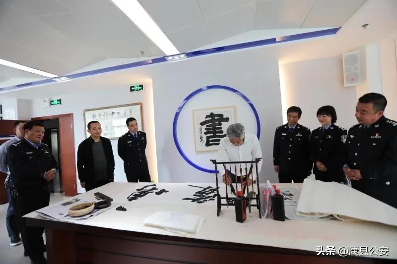 警家0防门候长，深度理解与探讨，警家零防门深度解析与探讨