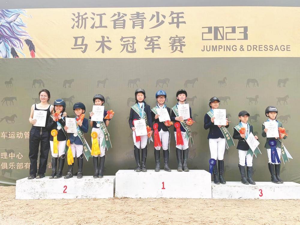 国连简约风格下的浙江弹弓球队精英，最精彩的瞬间与经验分享，浙江弹弓球队精英，国连简约风格下的精彩瞬间与经验分享