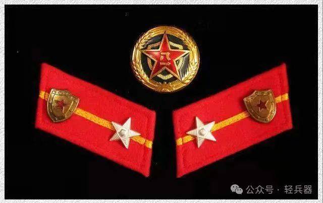 军大母凤新式军，引领军事科技新时代，军大母凤新式军引领军事新时代风潮