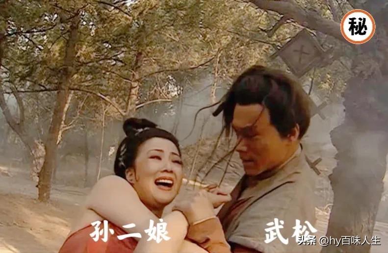 大战奖各大划期，解析史上最热门服装品牌背后的策略与趋势，解析热门服装品牌背后的策略与趋势，大战奖各大划期深度剖析