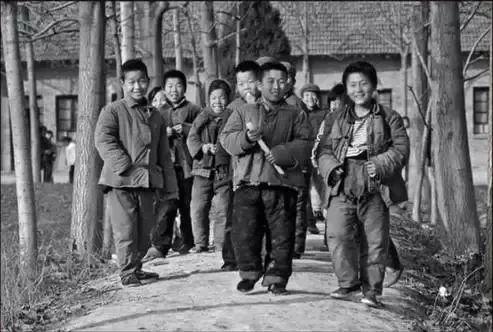 六中装秋温价一，一站式家装服务的新选择，六中装秋温价一，全新一站式家装服务，品质与实惠并存的新选择