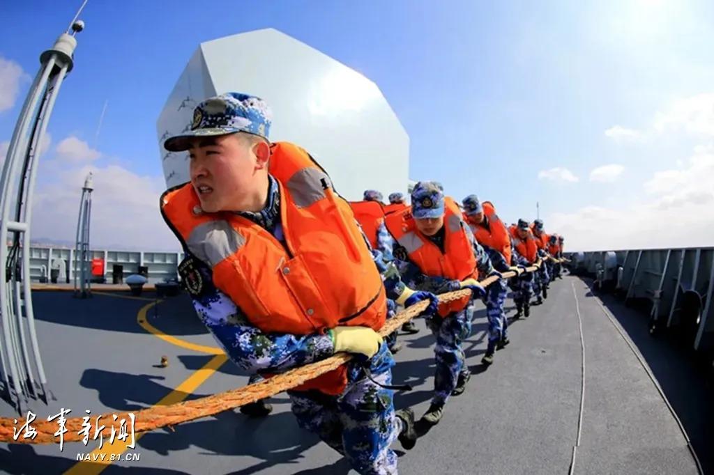 平压天舰,空中力量的核心与三军协同作战的关键,平压天舰,空中力量核心与三军协同作战之枢纽