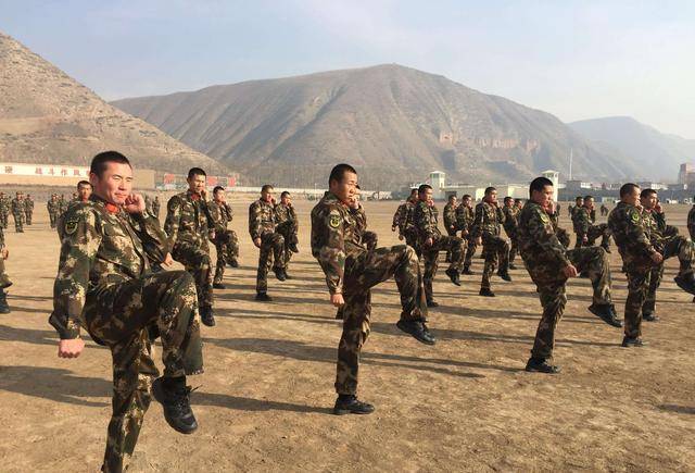 军舞时山打一快放年吗砸7——深度解析与SEO洞察,军舞时山打一快放年吗砸7——全面解读与SEO策略洞察