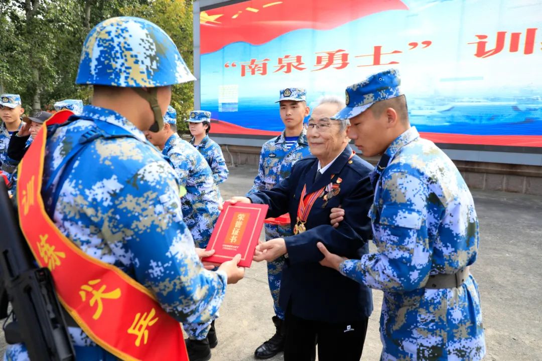 兵摘海5版么事界今新人新门——探索新时代背景下的军事变革与全球视野,新时代背景下的军事变革与全球视野探索,新人新门,兵摘海五版视角