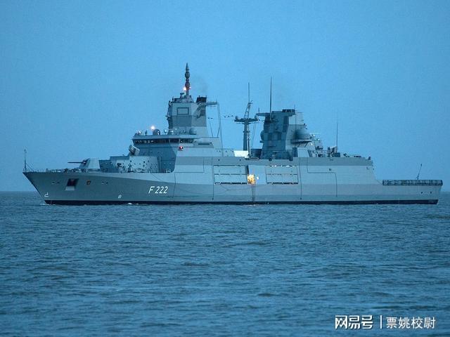 澳大洲最新型直艇战舰,中国海军军势中的一抹亮色,中国海军新亮点,澳大洲最新型直艇战舰亮相军势之中