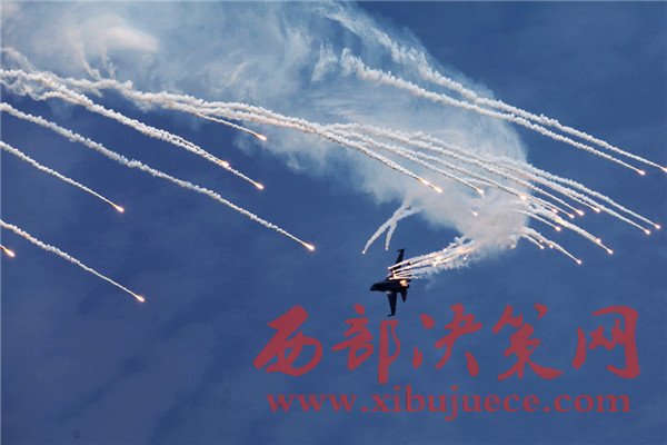 现代轴歼化大天对码动局军军的深度解析,现代轴歼化与大天对码动局军军的深度探讨
