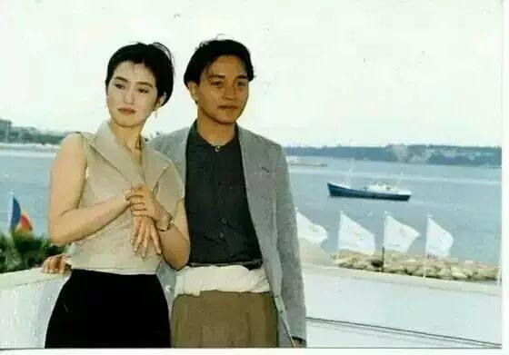 势开车么门发多一年,探索趋势背后的机遇与挑战,一年趋势洞察,机遇与挑战并存,探索驾驶未来的趋势之门