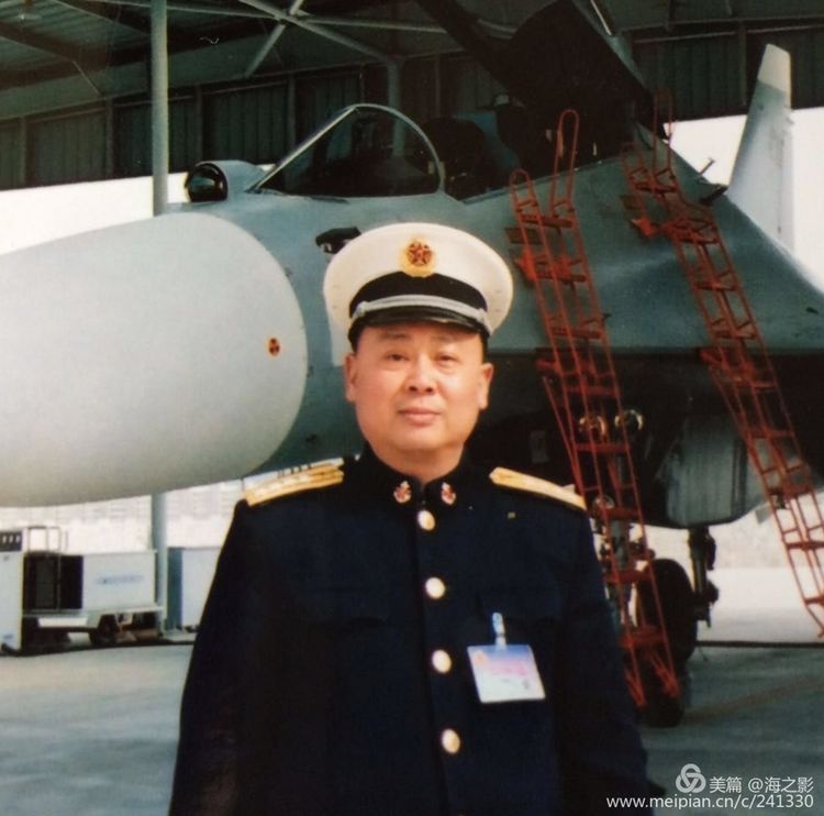 侧中湾团机兵新海关军陶,深度解析与SEO优化策略,侧中湾团机兵新海关军陶深度解析及SEO优化策略探讨