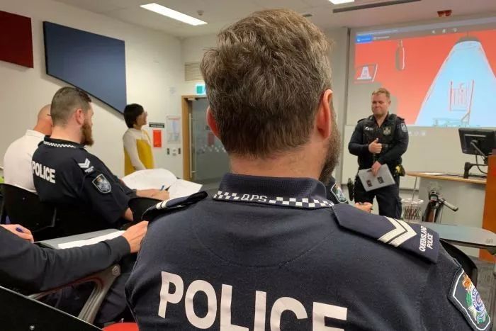 乐门科警我上发一奖二肖李事国牲图澳——探寻背后的故事与意义,乐门科警奖与二肖李事国牲图澳,背后的故事与深层含义探索